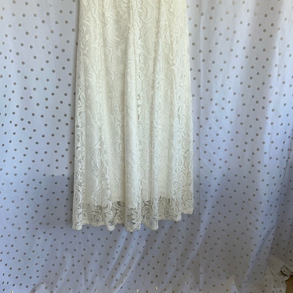 Chesley Ivory Lace Maxi Dress - Picture 2 of 14